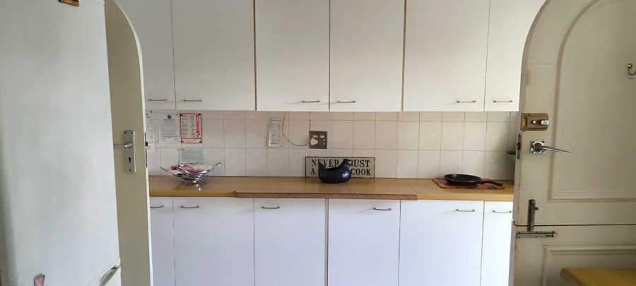 5 Bedroom Property for Sale in Wynberg Western Cape